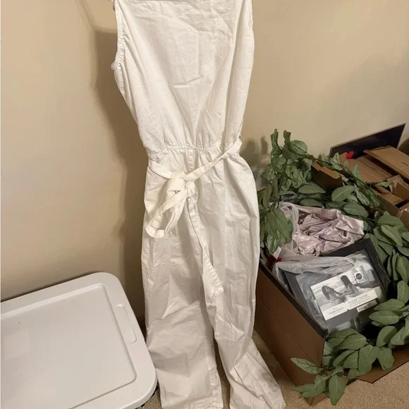 Zara White Chic Jumpsuit - Picture 3 of 5